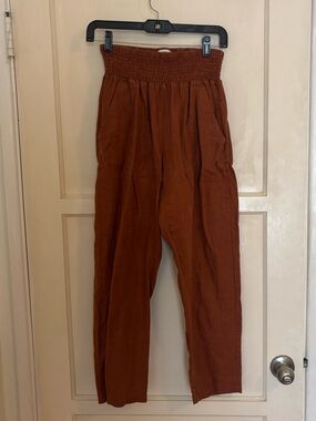 Emme Mama maternity postpartum transitional smocked linen crop pant clay